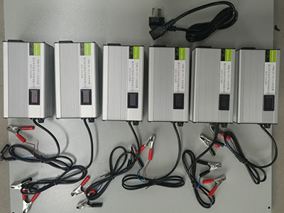 陕西17V/1.5A锂电池充电机