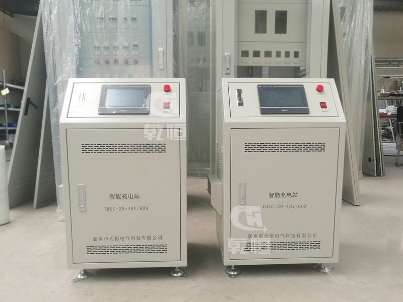 陕西叉车自动伸缩充电机